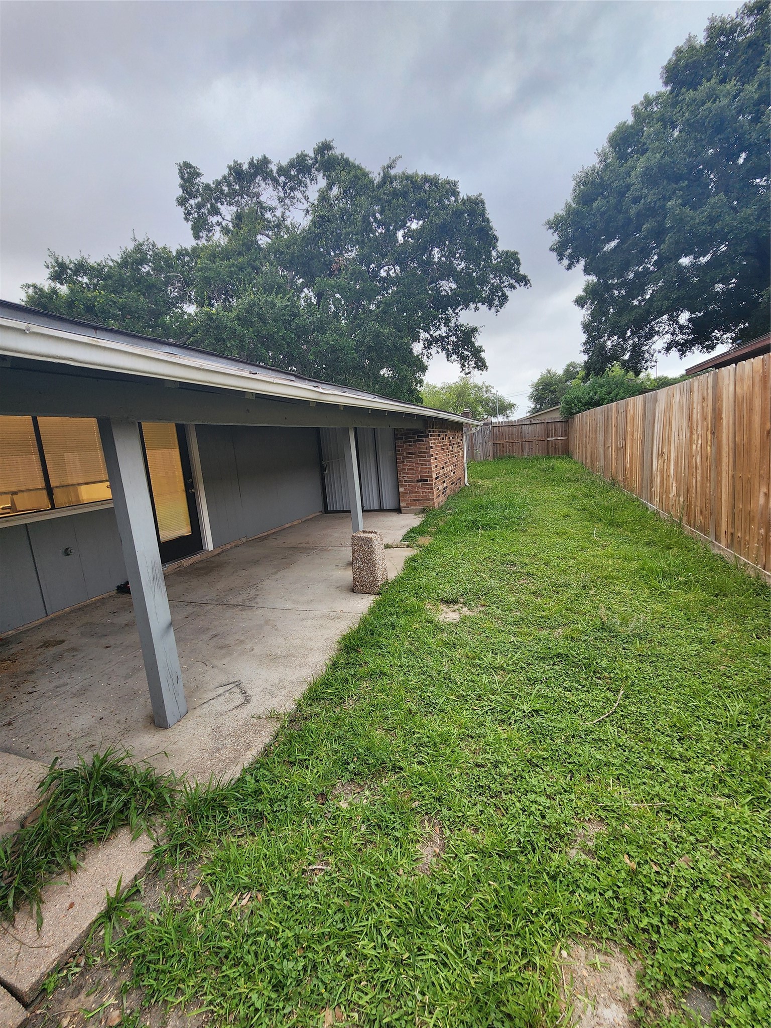 3822 Broken Elm Drive Spring, TX 77388 - Photo 17 of 25 a backyard of a house with lots of green space