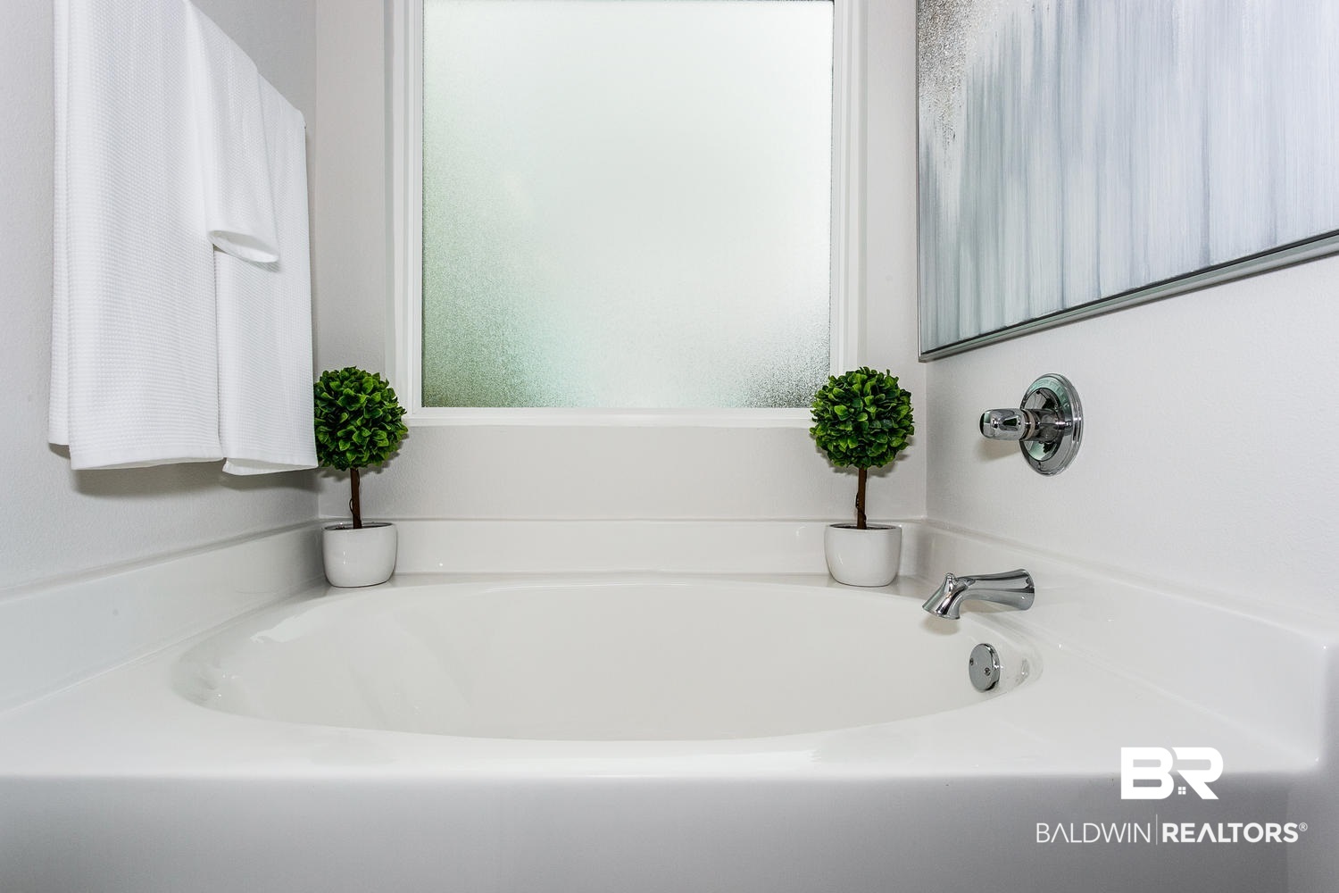 16540 Prado Loop Loxley, AL 36551 - Photo 11 of 21 Garden Tub