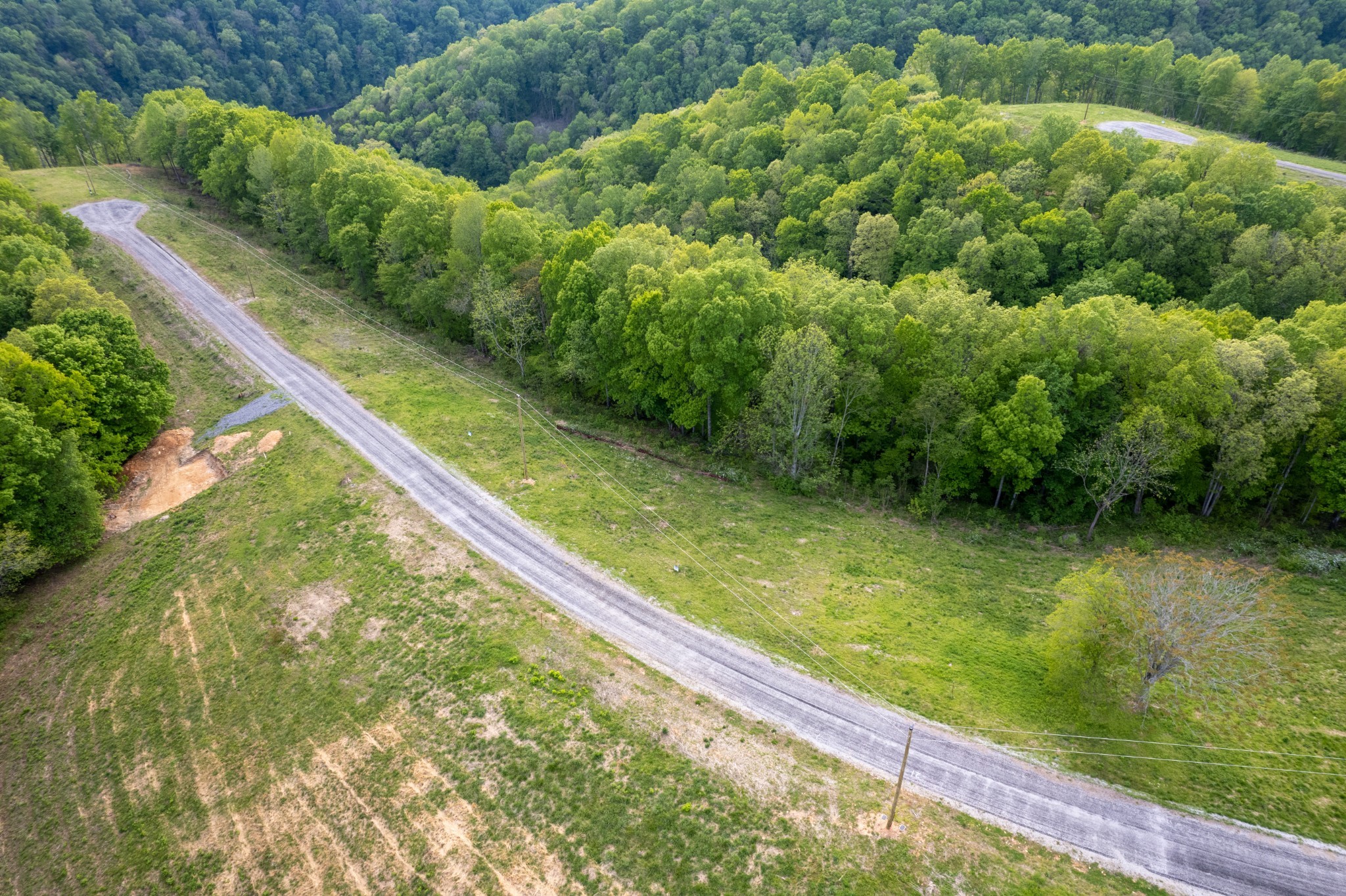 35 Eli Lane Baxter, TN 38544 - Photo 2 of 3 a view of a lake from a balcony