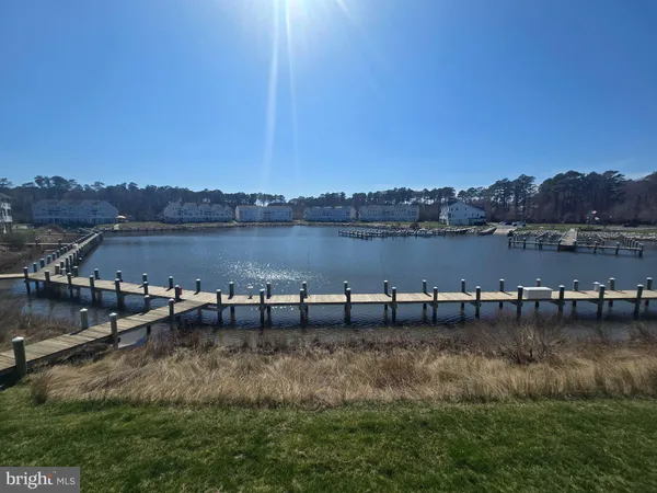 $645,000 | 10900 Holystone Lane, Unit 402, Berlin, MD 21811