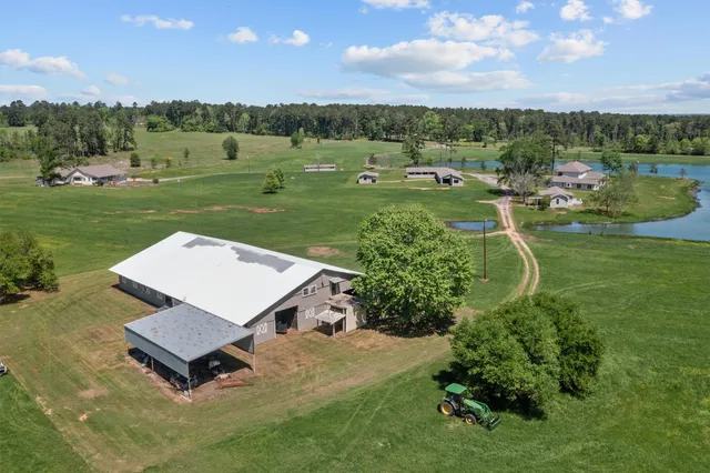 $3,225,000 | 317 Farm To Market 229, Crockett, TX 75835