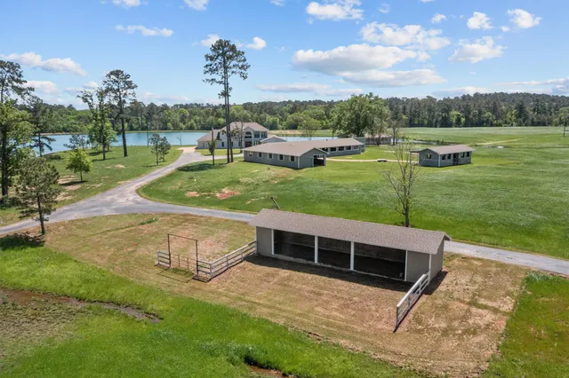 $3,225,000 | 317 Farm To Market 229, Crockett, TX 75835