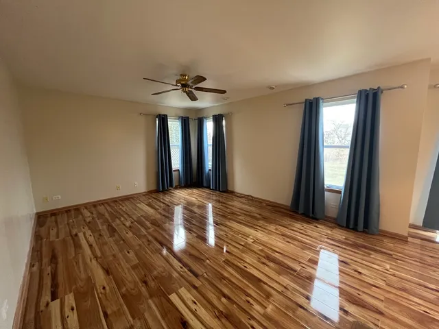 $2,500 | 2936 Deerpath Lane, Carpentersville, IL 60110