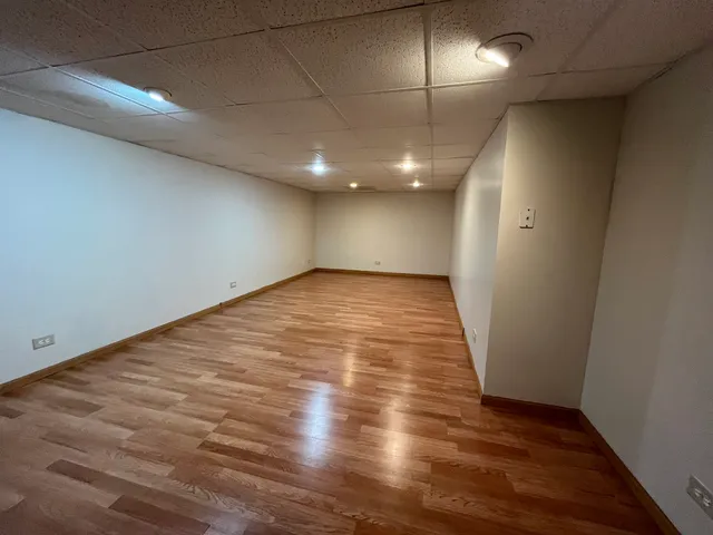 $2,500 | 2936 Deerpath Lane, Carpentersville, IL 60110