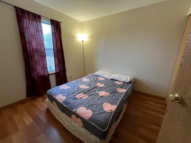 $2,500 | 2936 Deerpath Lane, Carpentersville, IL 60110