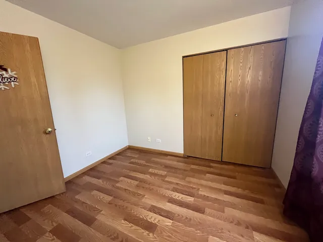 $2,500 | 2936 Deerpath Lane, Carpentersville, IL 60110