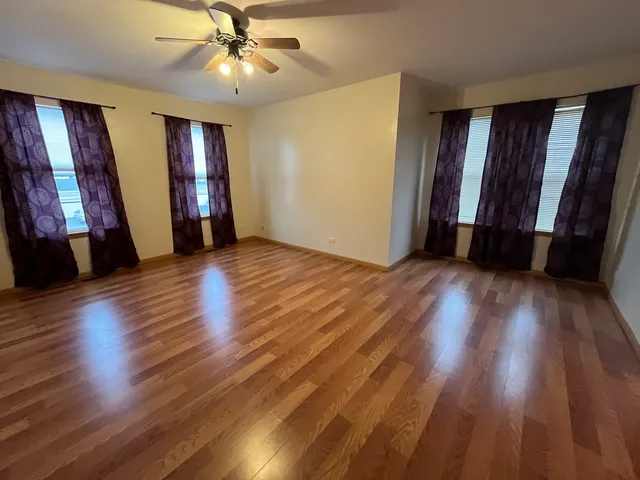 $2,500 | 2936 Deerpath Lane, Carpentersville, IL 60110