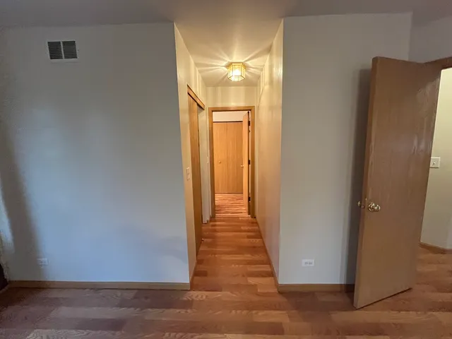 $2,500 | 2936 Deerpath Lane, Carpentersville, IL 60110