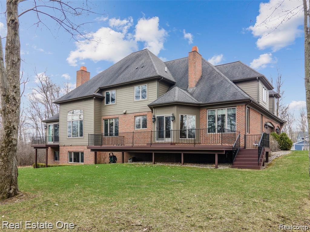 7500 Maple Ridge Drive Clarkston, MI 48346 - Photo 63 of 75 Rear elevation from other angle