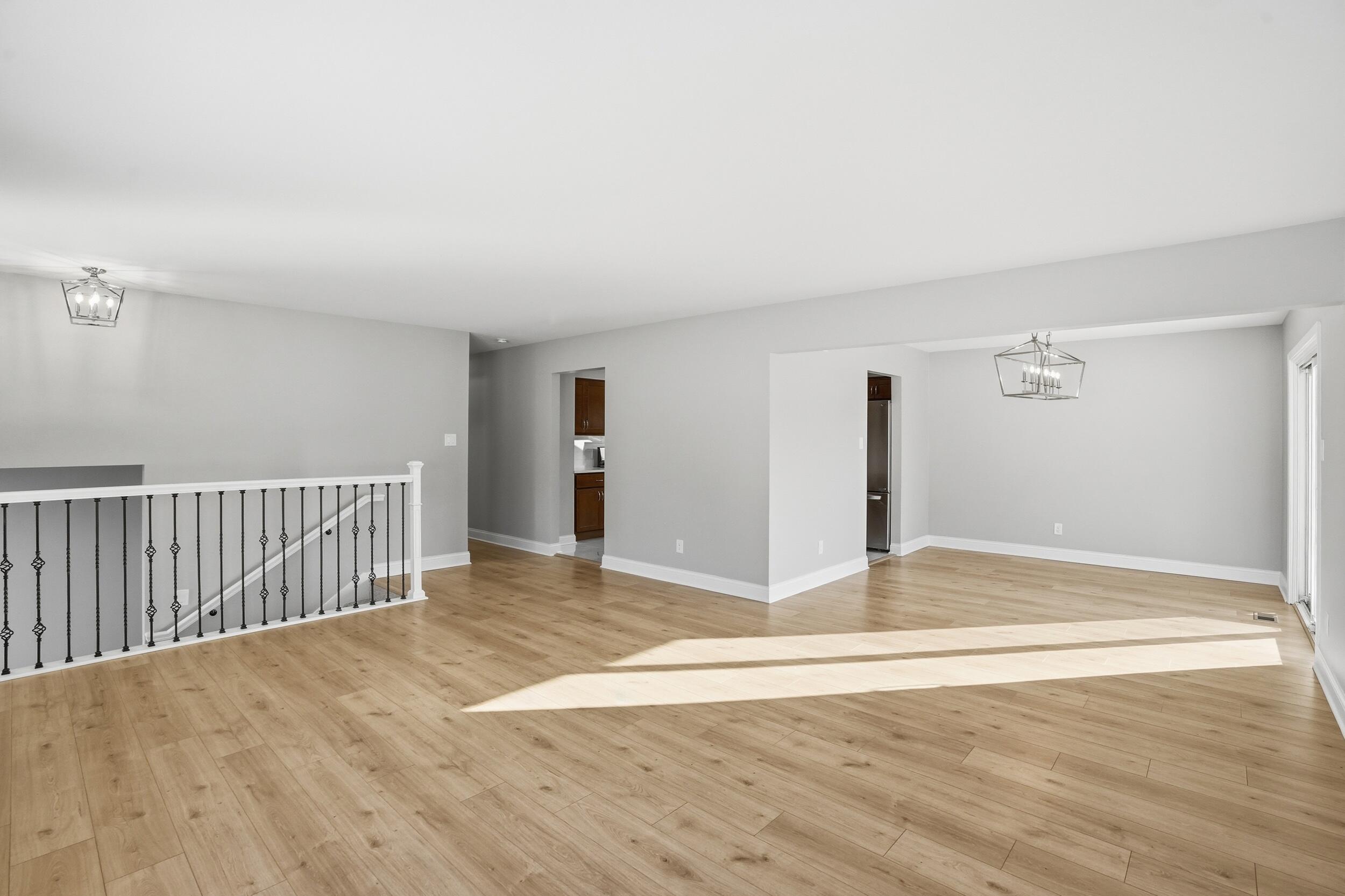 2008 Sir Richard Road Schererville, IN 46375 - Photo 5 of 27 2500x1666