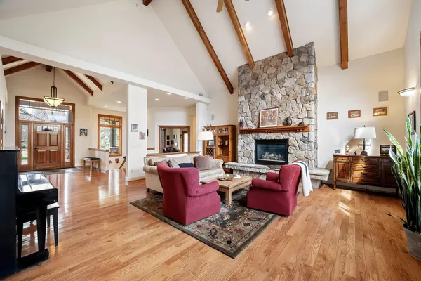 $1,950,000 | 13615 North Riverbluff Lane, Spokane, WA 99208