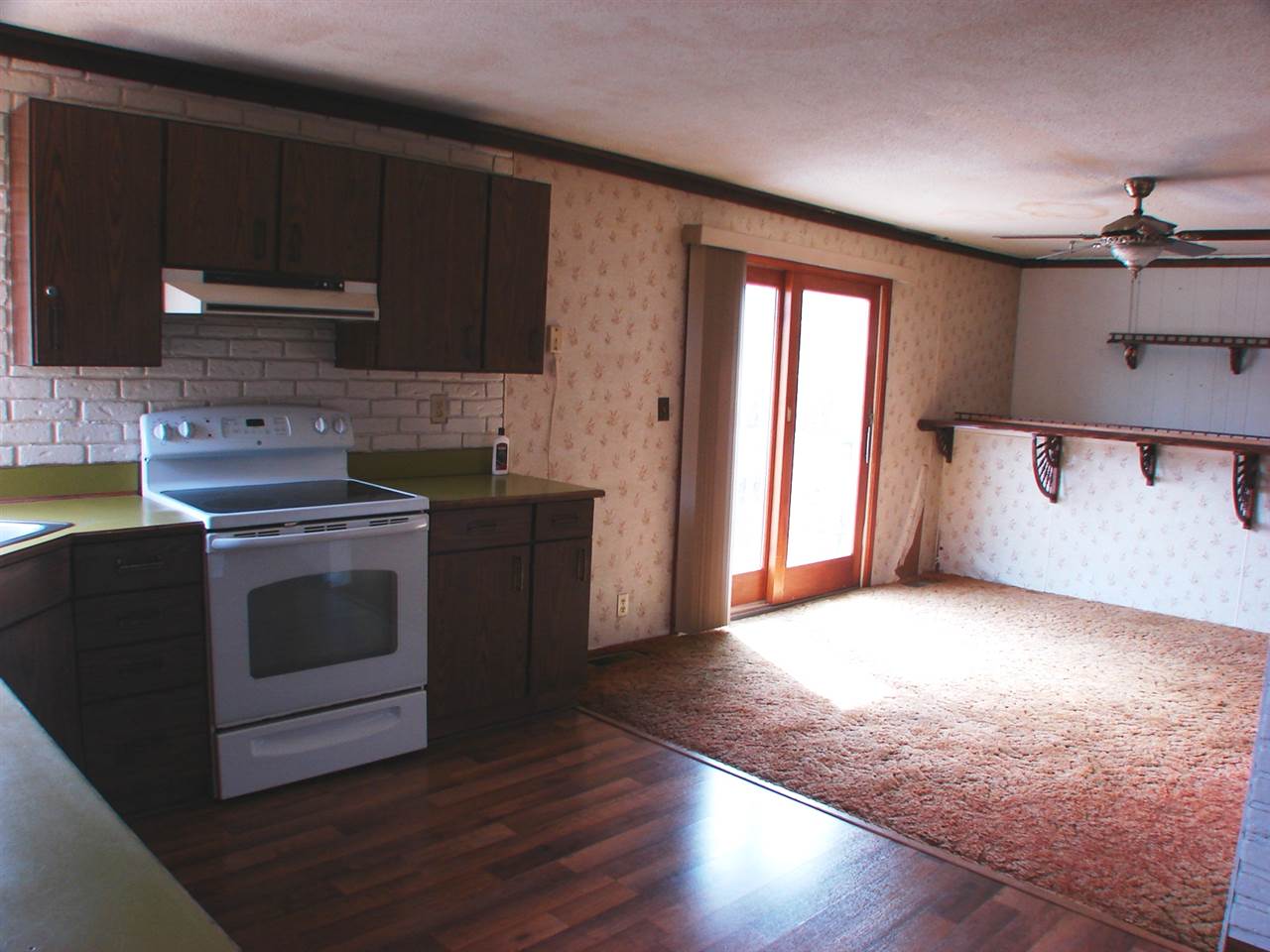 8565 South Smith Road Perrinton, MI 48871 - Photo 11 of 40 1815431-10.JPG