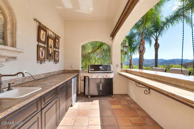 $3,599,000 | 1100 North Country Club Drive, Simi Valley, CA 93065