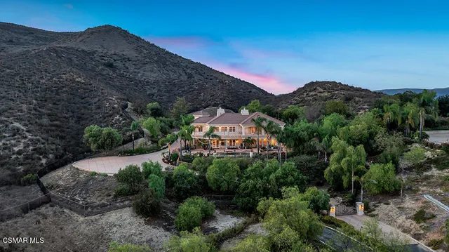 $3,599,000 | 1100 North Country Club Drive, Simi Valley, CA 93065