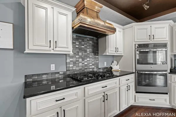 $675,000 | 7266 Peddler Lake, Clarksville, MI 48815