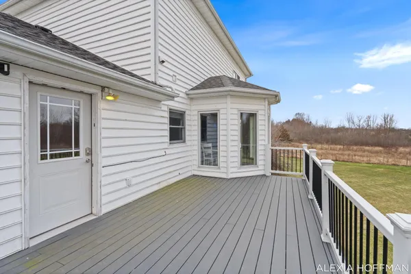 $675,000 | 7266 Peddler Lake, Clarksville, MI 48815