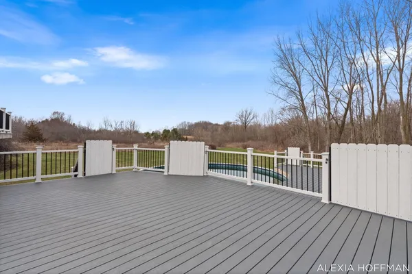 $675,000 | 7266 Peddler Lake, Clarksville, MI 48815