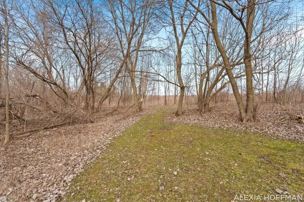 $675,000 | 7266 Peddler Lake, Clarksville, MI 48815