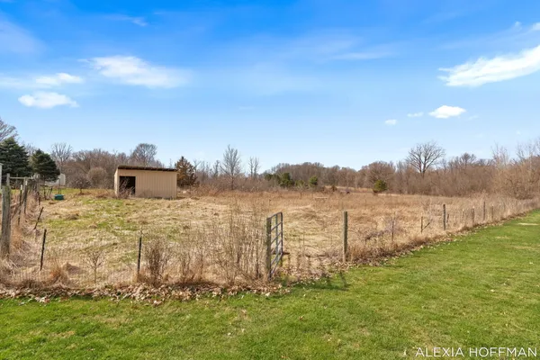 $675,000 | 7266 Peddler Lake, Clarksville, MI 48815