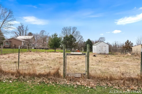 $675,000 | 7266 Peddler Lake, Clarksville, MI 48815