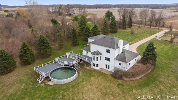 $675,000 | 7266 Peddler Lake, Clarksville, MI 48815