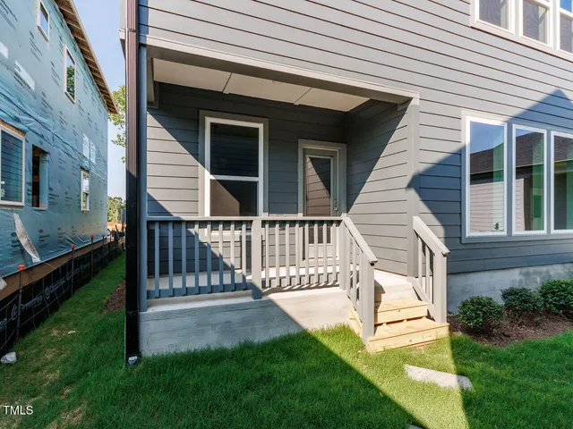 $674,900 | 348 North Vlg Parkway, Pittsboro, NC 27312