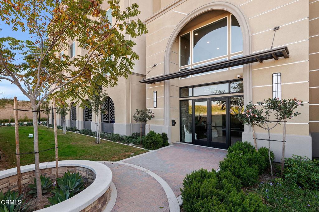 2860 Wagon Wheel Road, Unit 203 Oxnard, CA 93036 - Photo 1 of 38