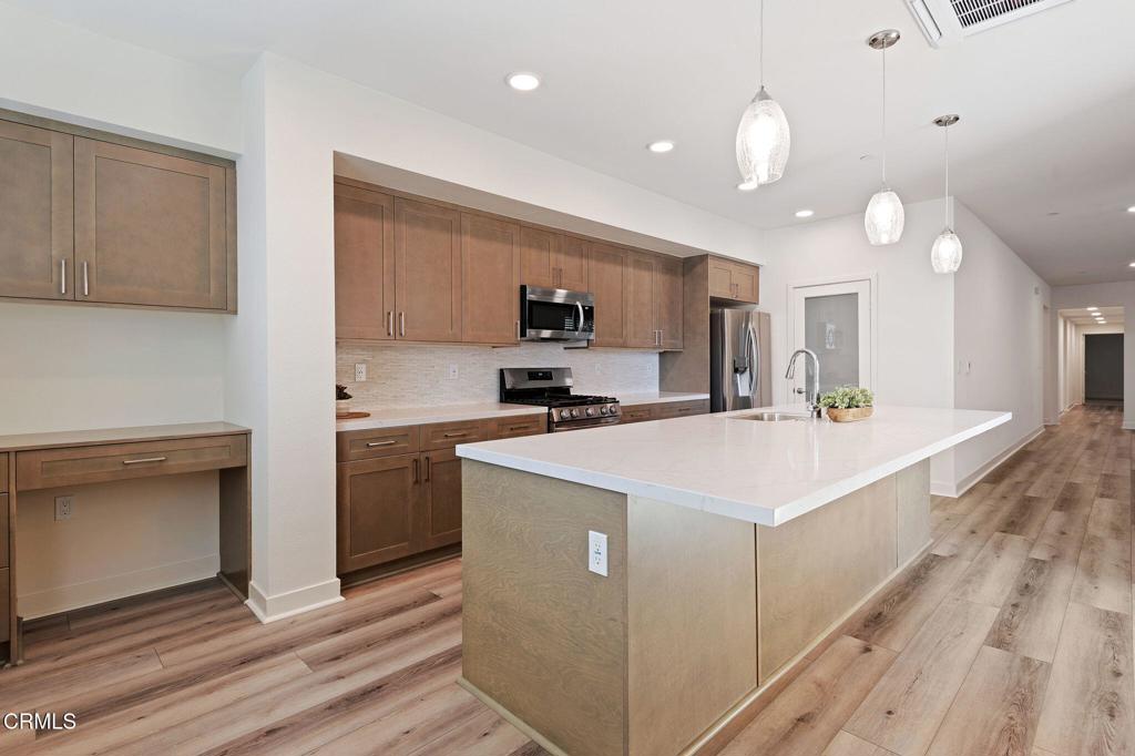 2860 Wagon Wheel Road, Unit 203 Oxnard, CA 93036 - Photo 13 of 38