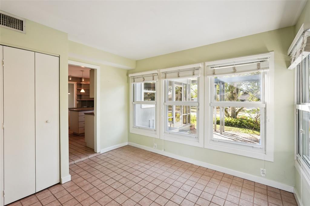 349 Scott Avenue Sarasota, FL 34243 - Photo 13 of 47