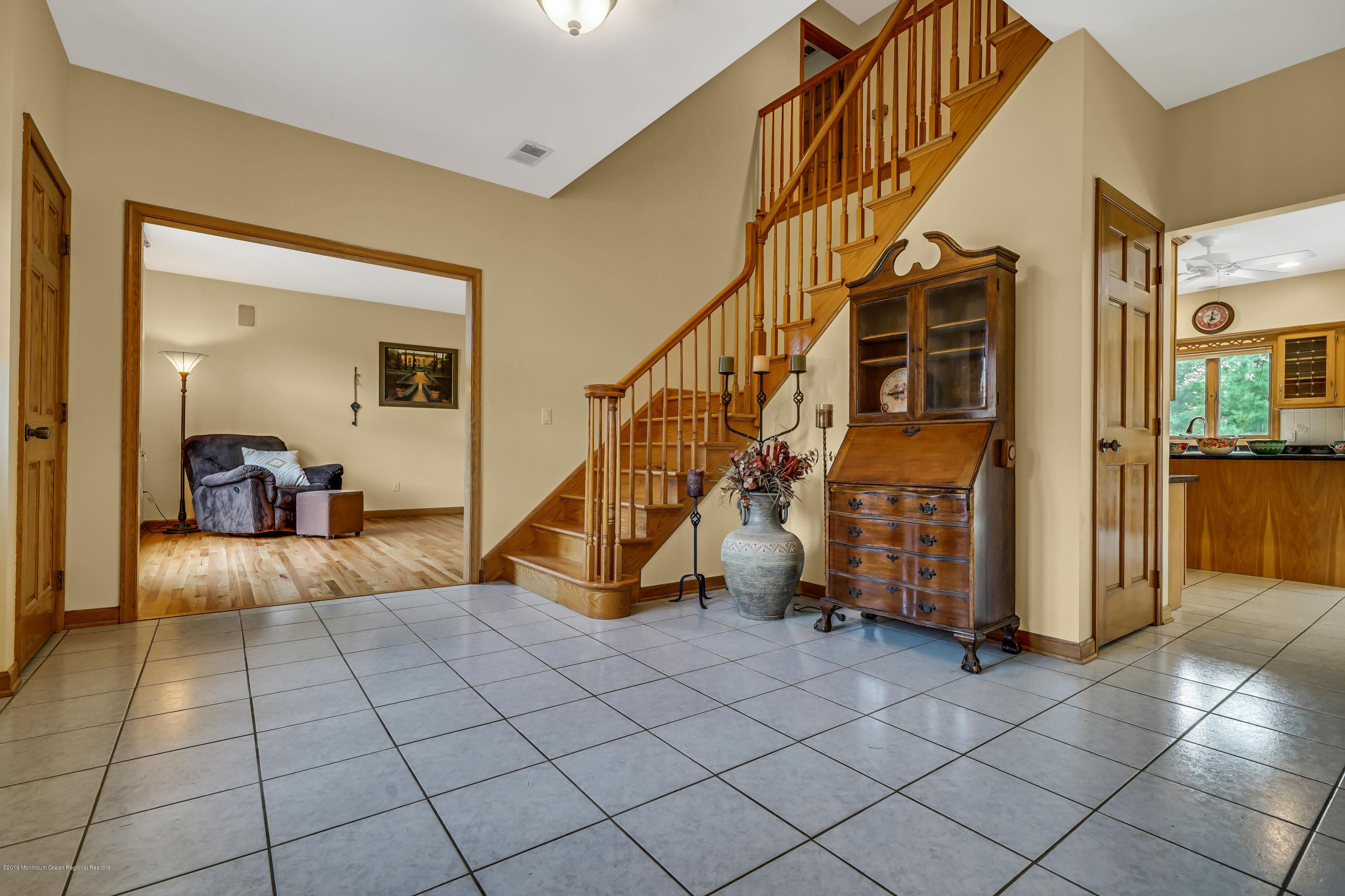 18 Statesboro Road Freehold, NJ 07728 - Photo 13 of 60 013_dsc08022-dsc08026