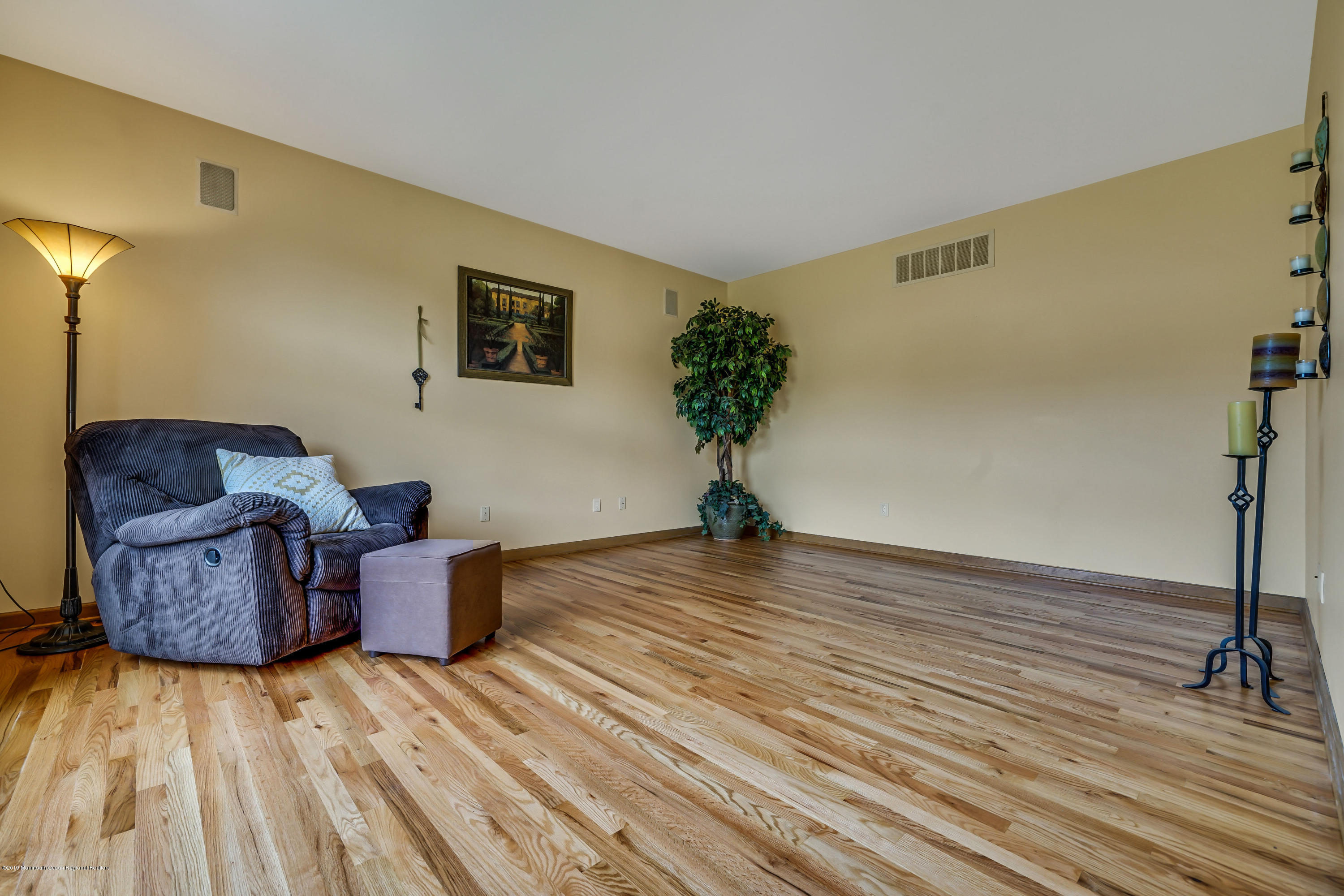 18 Statesboro Road Freehold, NJ 07728 - Photo 14 of 60 014_dsc08027-dsc08031