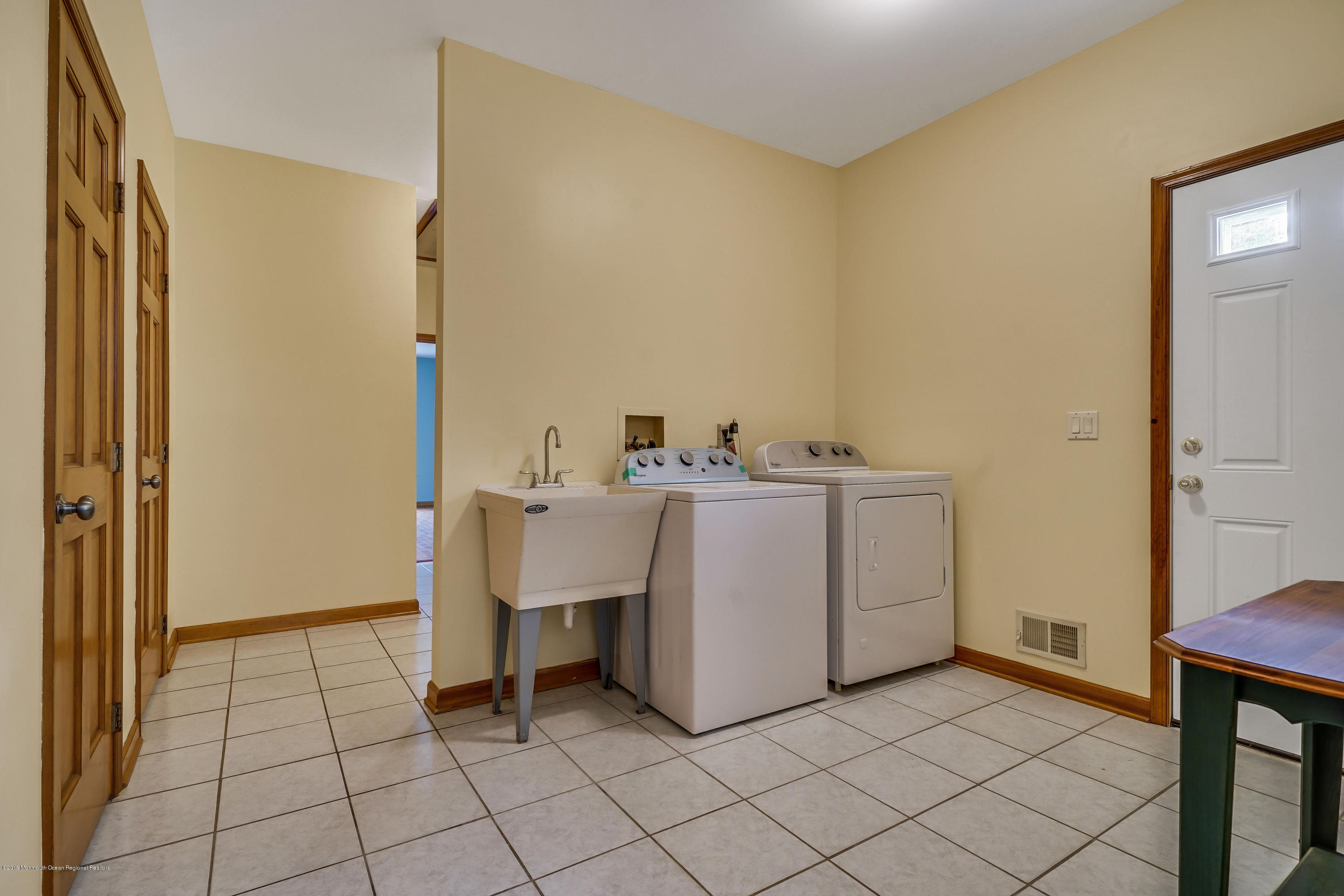 18 Statesboro Road Freehold, NJ 07728 - Photo 32 of 60 032_dsc08127-dsc08131