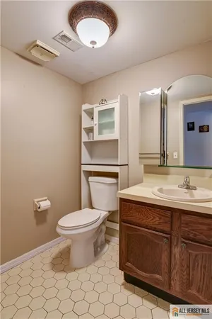 $724,900 | 139 Dawn Court, Old Bridge, NJ 08857
