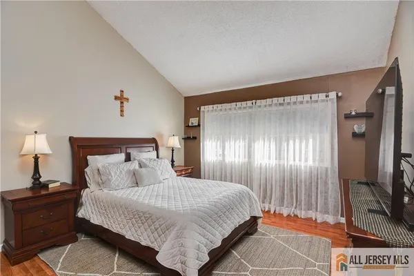 $724,900 | 139 Dawn Court, Old Bridge, NJ 08857