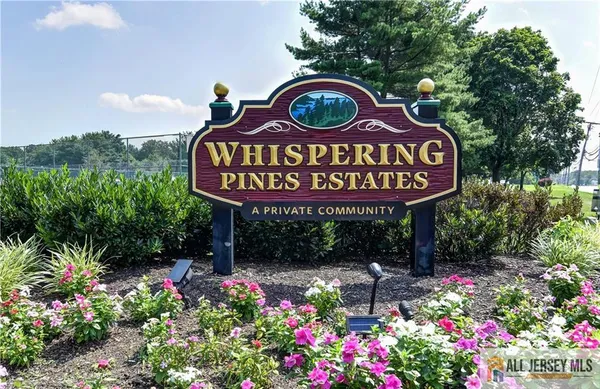 $724,900 | 139 Dawn Court, Old Bridge, NJ 08857