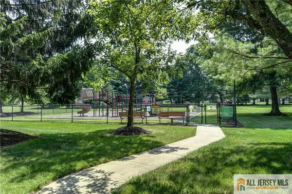 $724,900 | 139 Dawn Court, Old Bridge, NJ 08857