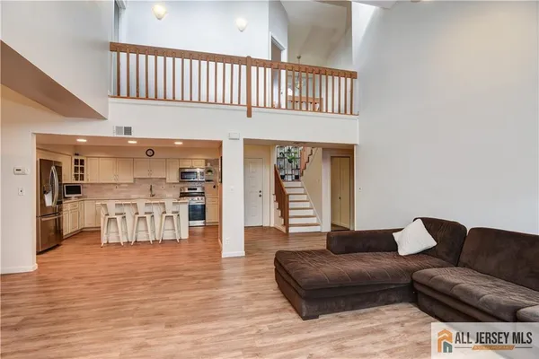 $724,900 | 139 Dawn Court, Old Bridge, NJ 08857