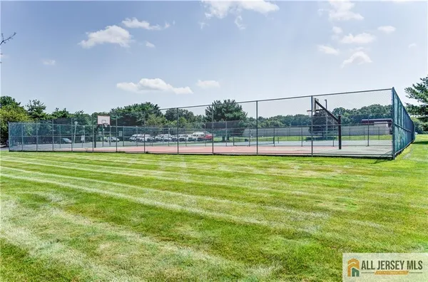 $724,900 | 139 Dawn Court, Old Bridge, NJ 08857