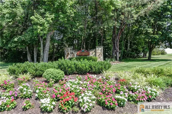 $724,900 | 139 Dawn Court, Old Bridge, NJ 08857