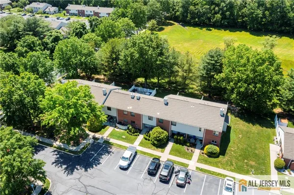$724,900 | 139 Dawn Court, Old Bridge, NJ 08857
