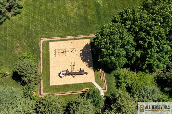 $724,900 | 139 Dawn Court, Old Bridge, NJ 08857