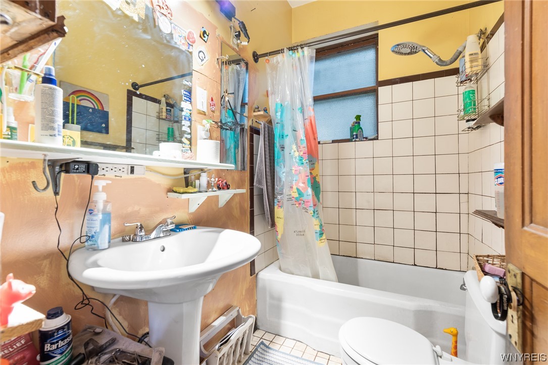64 Cottage Street Buffalo, NY 14201 - Photo 8 of 40