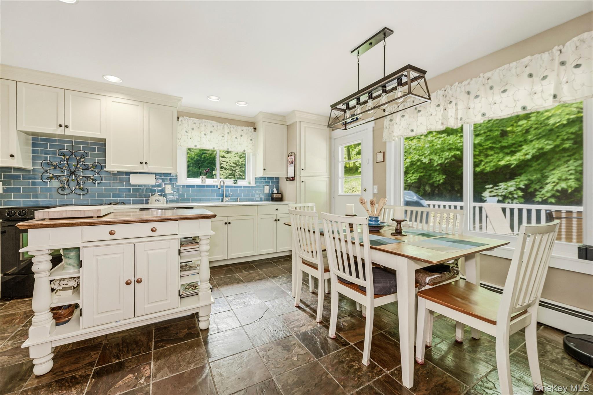 231 Increase Miller Road Katonah, NY 10536 - Photo 7 of 34 Eat in kitchen