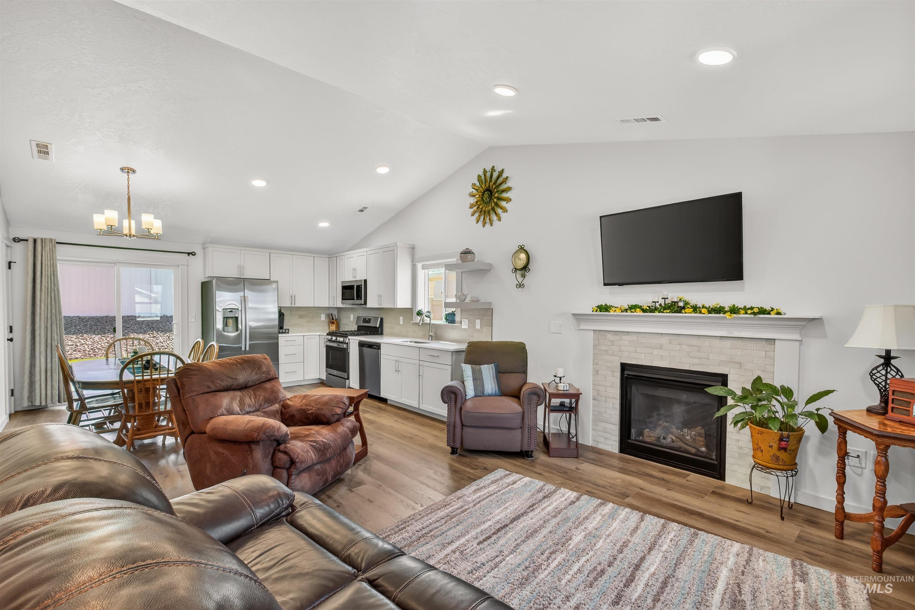 2437 Legacy Court Clarkston, WA 99403 - Photo 2 of 27