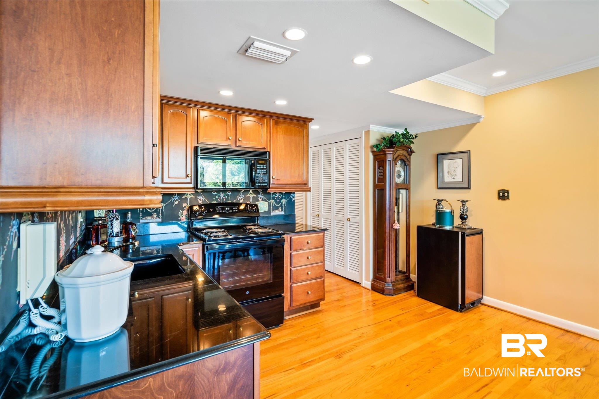 202 Golf Terrace, Unit 202 Daphne, AL 36526 - Photo 5 of 22