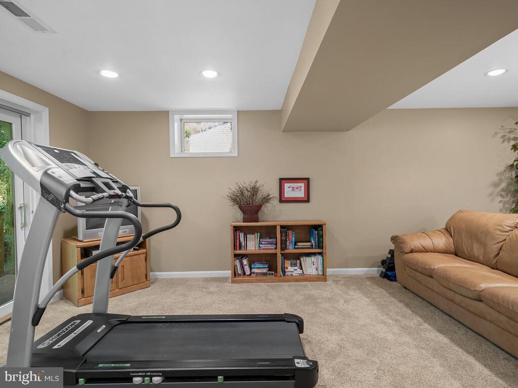 10156 Clearspring Road Damascus, MD 20872 - Photo 34 of 41 Gallery Image 34