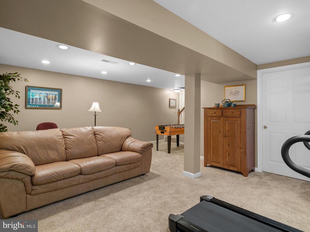 10156 Clearspring Road Damascus, MD 20872 - Photo 35 of 41 Gallery Image 35