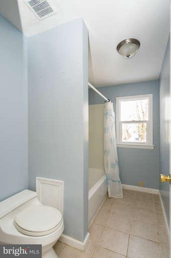 1204 Springfield Avenue Baltimore, MD 21239 - Photo 17 of 28 Bath