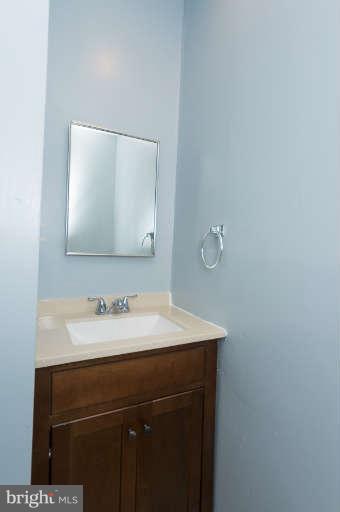 1204 Springfield Avenue Baltimore, MD 21239 - Photo 18 of 28 Bath