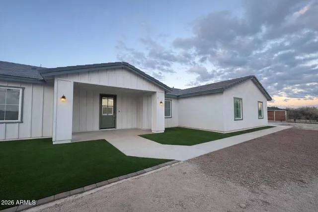 $750,000 | 30924 West Pleasant Lane, Buckeye, AZ 85326